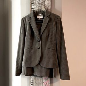 Calvin Klein Womens suit- jacket and skirt, size 2